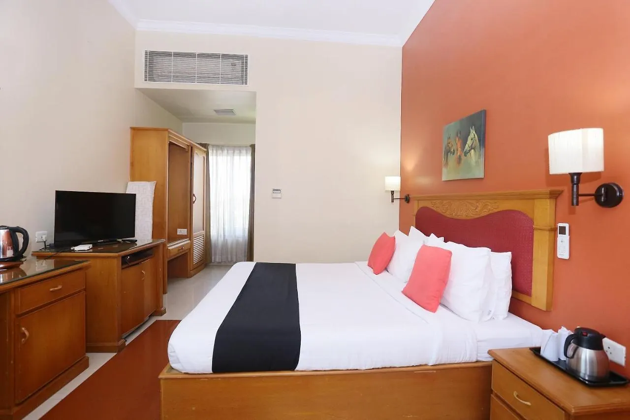 Capital O 45944 Club 7 Hotel Tiruvalla