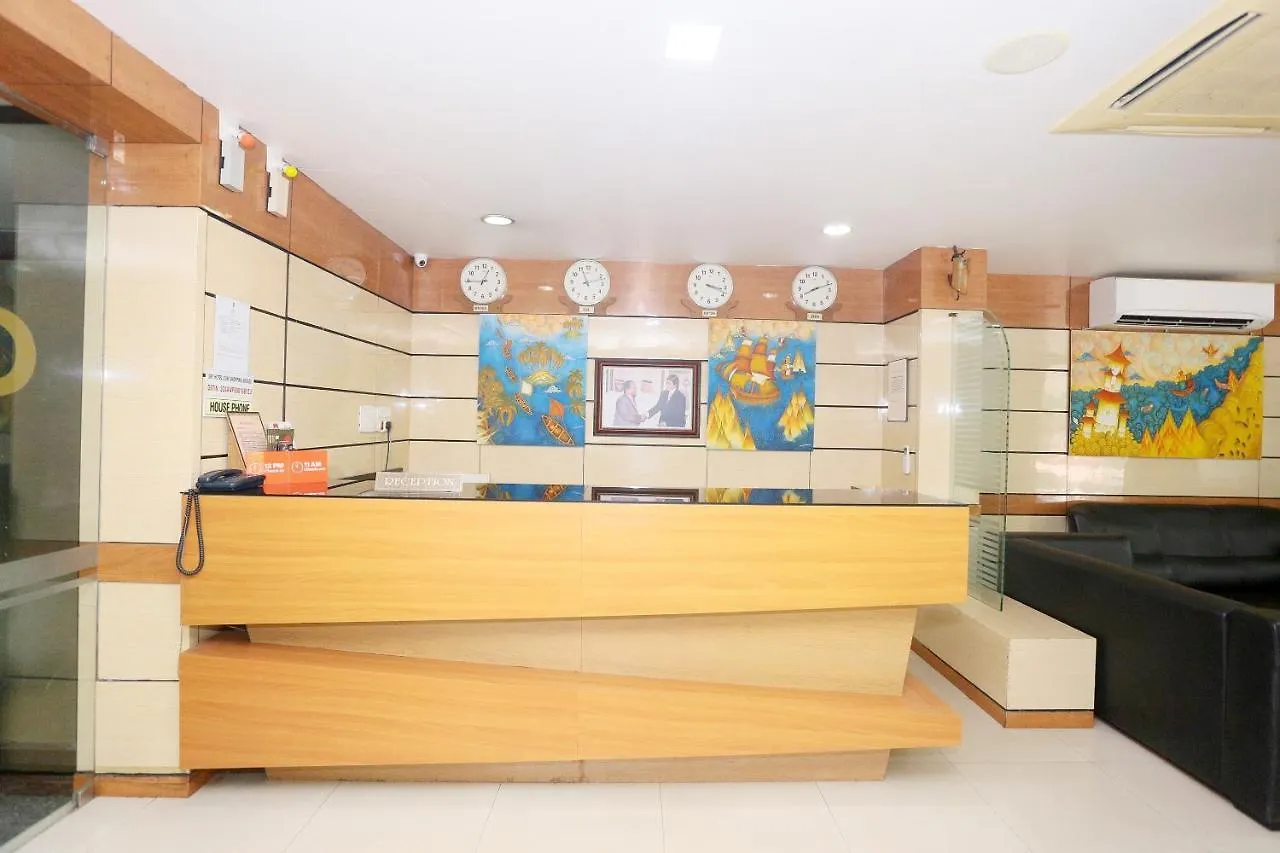 Capital O 45944 Club 7 Hotel Tiruvalla 3*,  India