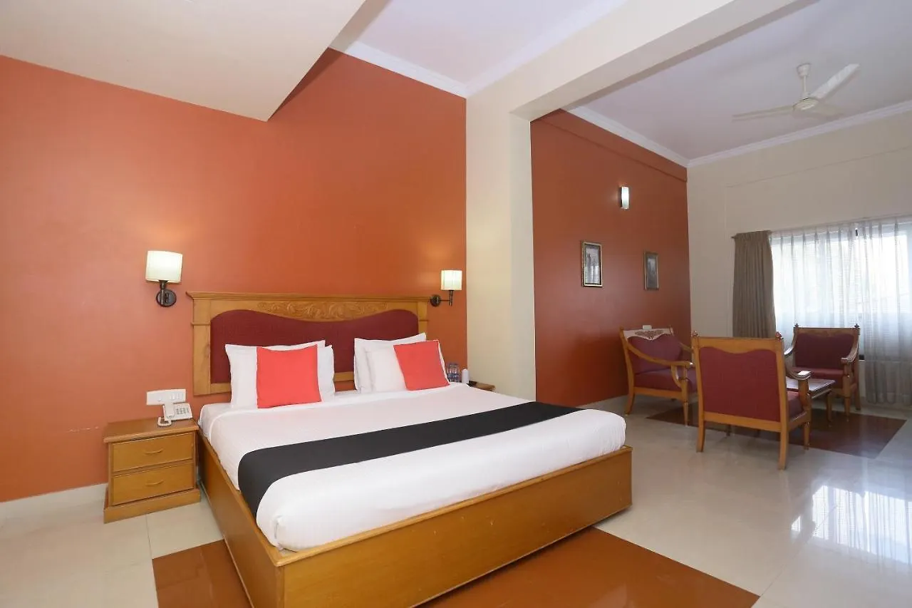 Capital O 45944 Club 7 Hotel Tiruvalla India