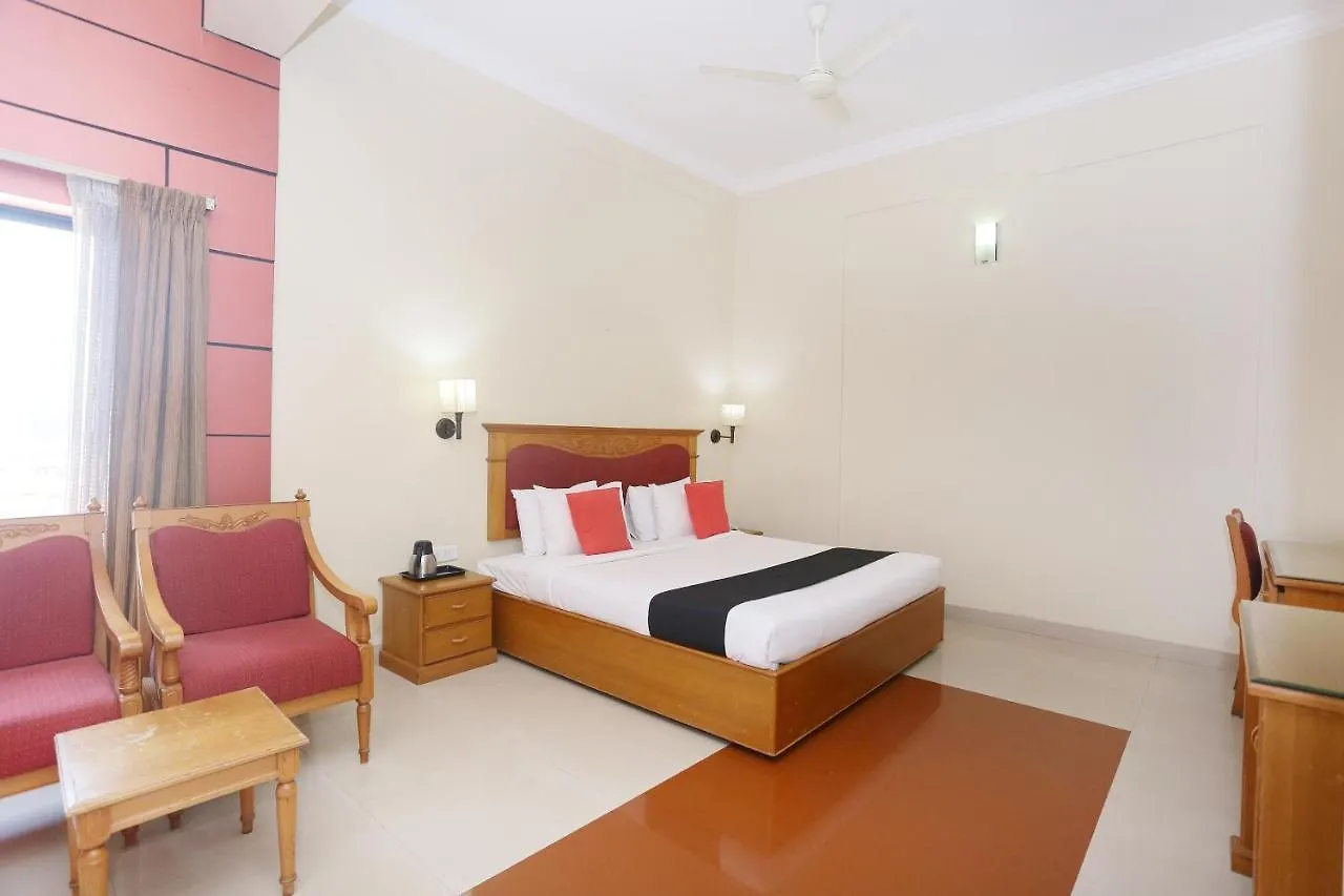 Capital O 45944 Club 7 Hotel Tiruvalla