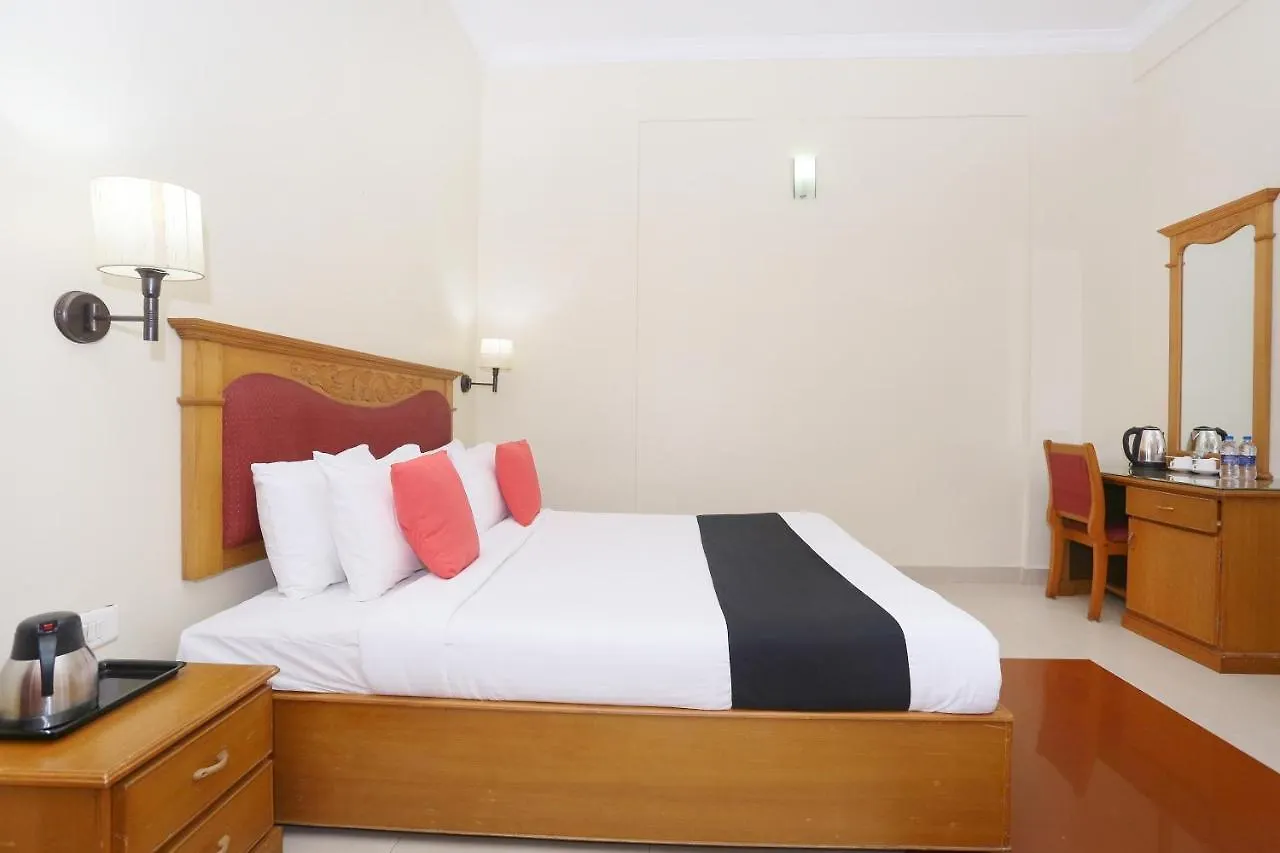 Capital O 45944 Club 7 Hotel Tiruvalla 3*,