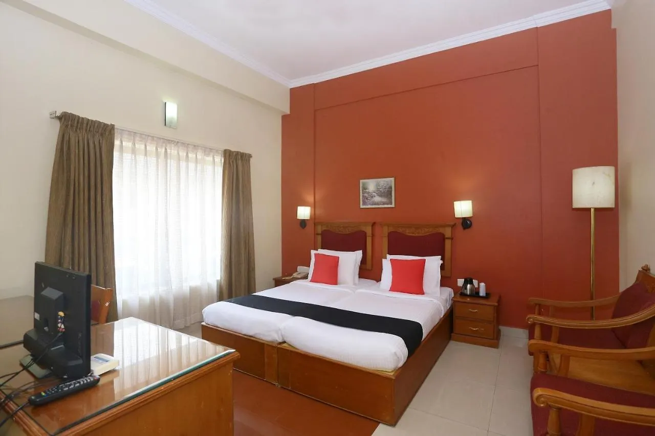 ***  Capital O 45944 Club 7 Hotel Tiruvalla India