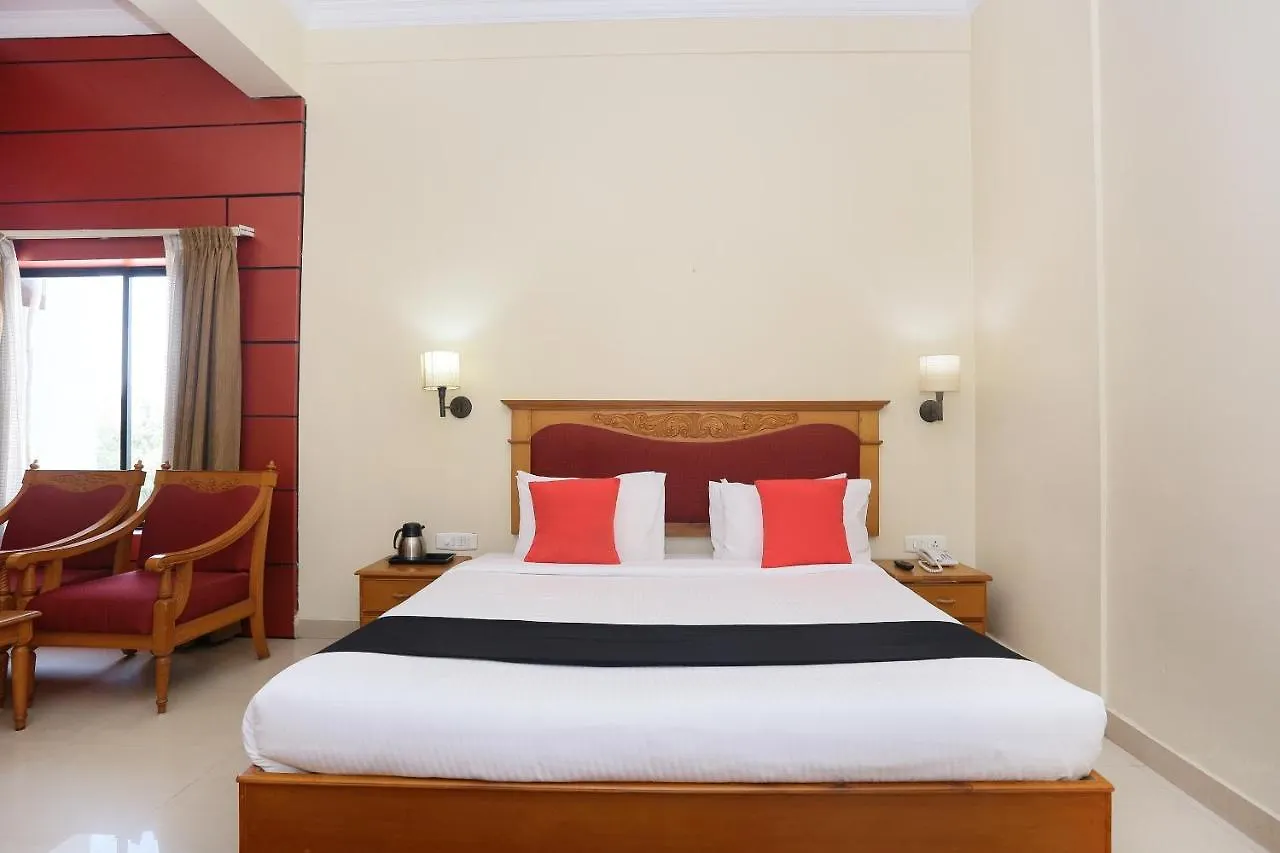 Capital O 45944 Club 7 Hotel Tiruvalla